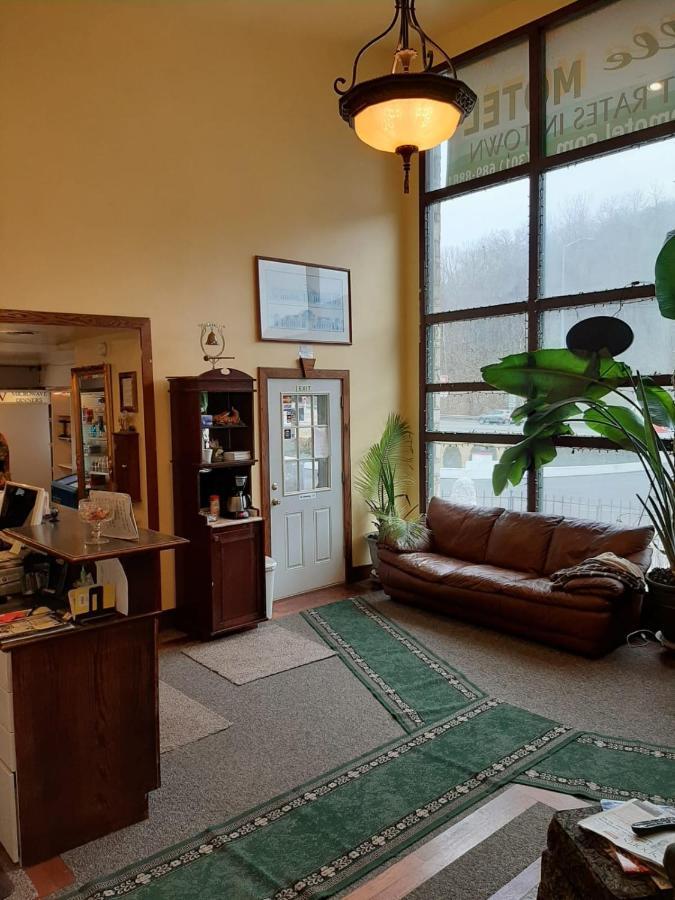 Frostburg Clarysville Motel מראה חיצוני תמונה